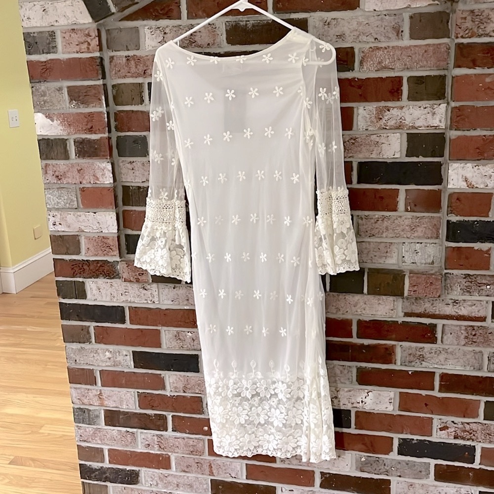 REBORN White Lace Boho Embroidered Bell Sleeve Dress S NWT - Picture 7 of 13